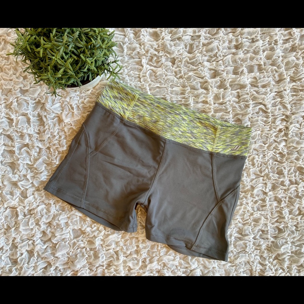 Yoga Dance Booty Running Workout Bike Swim Athletic Shorts Gray sz XS